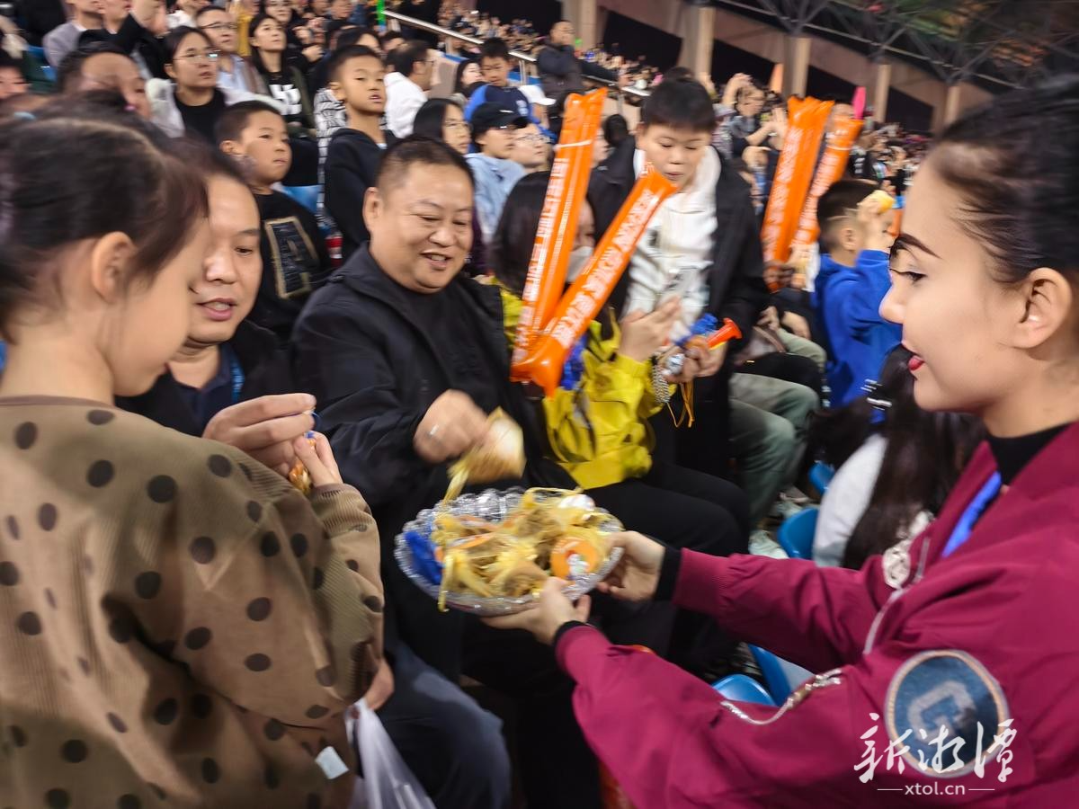 “湘超”赛场绽放“湘吐”深情