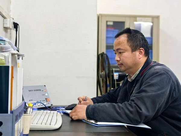 江麓集团：燃旺“四把火” 淬炼传动硬骨头