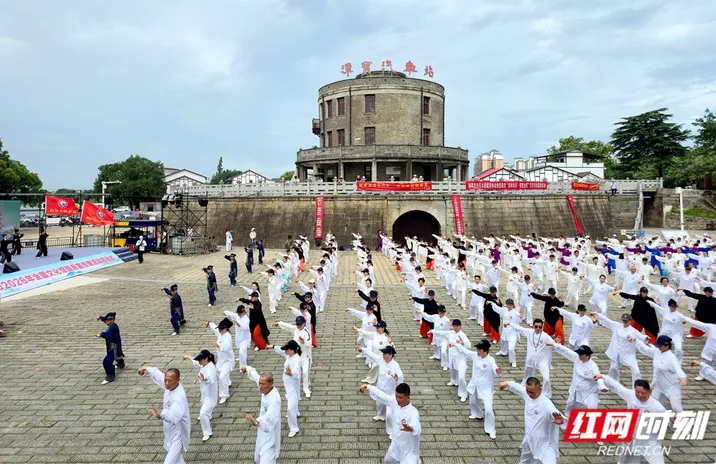 	
文艺莲城丨湘潭市2026年全国文化馆服务宣传周活动好戏连台