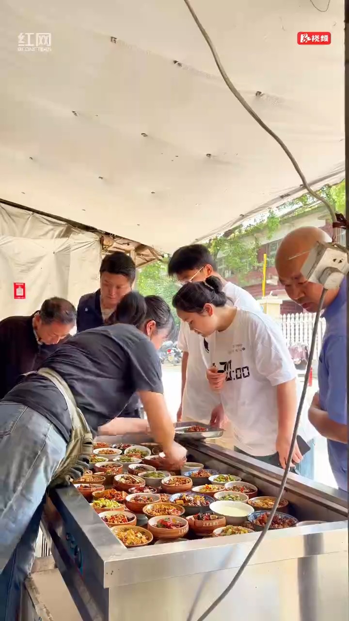 乐吃湘潭｜烽胖子钵子饭