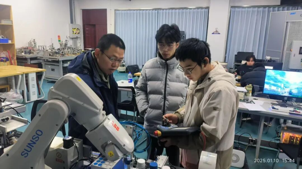湖南理工职院陈揆能：德润杏坛守初心 技铸匠心育英才