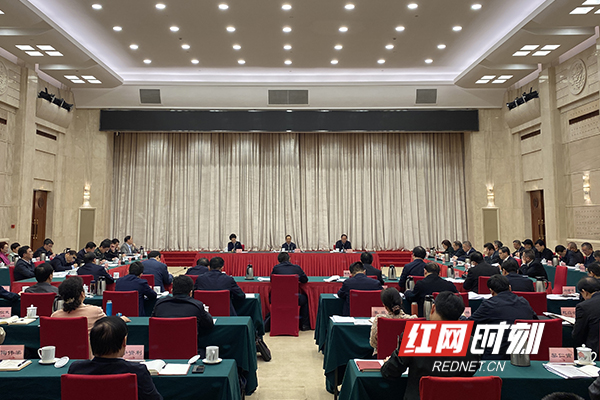 18924987-a115-4017-ba25-4ff8230f3f7c.jpg 18924987-a115-4017-ba25-4ff8230f3f7c.jpg