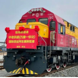 中老铁路国际货运列车驶向新的高度