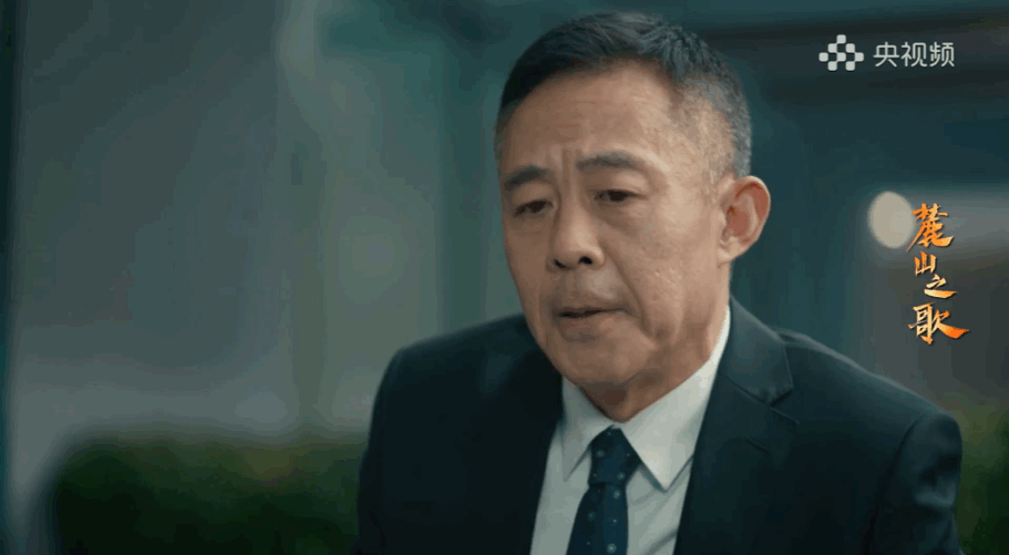 d6cb-37e77bab086b156c4b6781ad71807386.gif