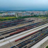 铁路调图铺画“红火中国”美好图景