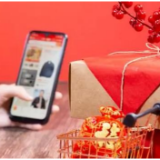 “屏”传新年味，炫起热气腾腾幸福景