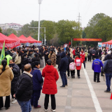 当好招工就业的“关键纽带”