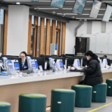 “高效办成一件事”是便民利企的升级