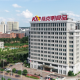 致敬“诚信之星”，让诚信中国熠熠生辉