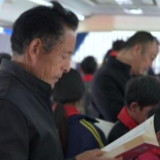 好评中国丨车轮上的“便民驿站”：让公共服务暖到民心深处