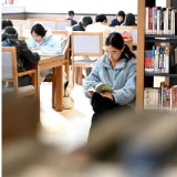 好评中国丨立法护航书香，全民阅读向未来