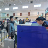 好评中国丨红雪映明月:中俄免签下的民心相通