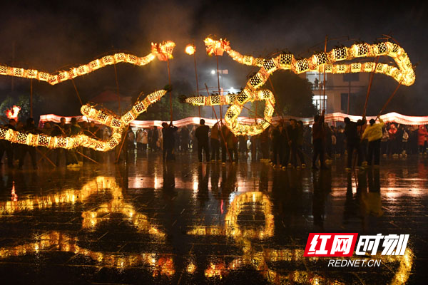 芙蓉国评论丨“春节游”火起来，文旅消费“热气腾腾”