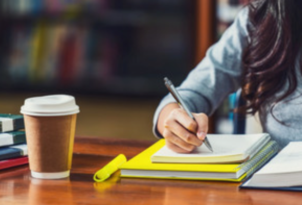 论道训练营|评论写作的“删繁就简”