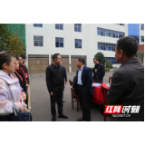刘卫兵参加第七次全国人口普查登记