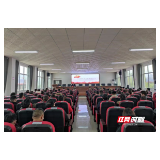 慈利县领导深入二坊坪镇开展新任村“两委”干部任前谈话工作