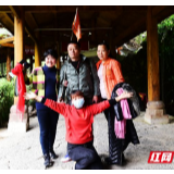“疫后”旅游渐复苏，张家界黄龙洞景区迎来首个旅行社团队