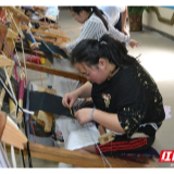 武陵源索溪峪街道：产业扶贫解决就近就业