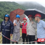 狂风暴雨来袭 国网张家界供电公司全力抗灾保供电