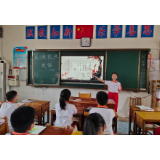 慈利县零阳镇一完小：传承土家文化  走近民风民俗