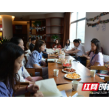 张家界市中心血站开展“我们的青春”主题读书活动