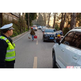 永定区茅岩河镇：疏导交通畅通“温泉游”