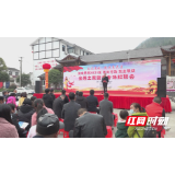 “春风送暖、就业惠民生”张家界市2021年春风行动就业帮扶金岩土家族乡专场招聘会举行