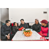 虢正贵走访看望脱贫户 为他们红火的日子鼓劲