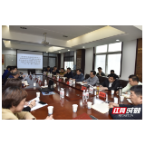 张家界市发改委：党史学习教育走进企业车间