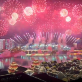 “国际张”烟花秀震撼上演