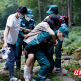 五一畅游张家界|湖南张家界：200名“旅游医生”分布15个站点 保障“五一”假期游客安全