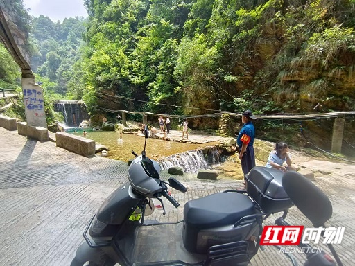 aefc2cb2569dc68427ba15c1626d9ba6_副本.jpg