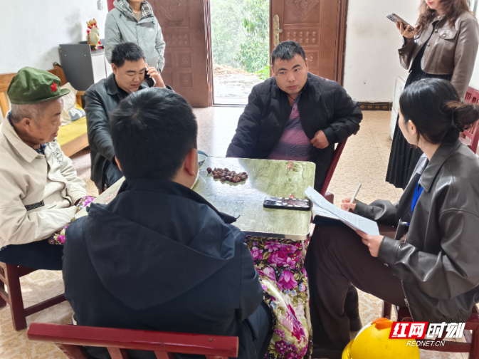 党旗引领践初心 躬身乡村促振兴——张家界学院理工学院赴乡村开展社会调研活动