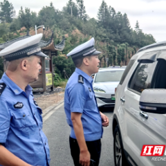 张家界交警一大队:全力打通天门山山前公路“黄金周梗阻”