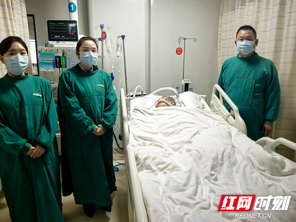 病床前的金融暖意：邮储银行特事特办解民忧