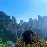 云端踏歌：杨家界空中走廊徒步记