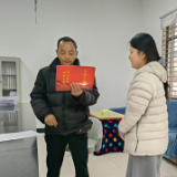 慈利县岩泊渡镇:这份“就业创业红包”请查收