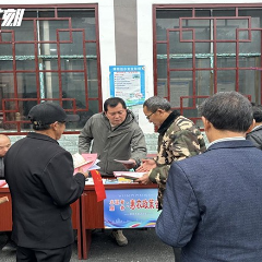 宪法进农村 惠农润民心