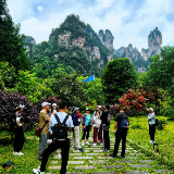 中国旅游日｜游人沉醉张家界奇山秀水