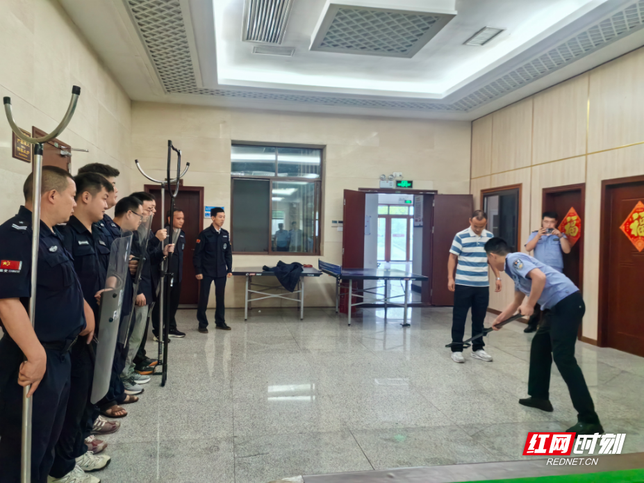 杨家界索道开展反恐防爆应急演练 筑牢景区安全屏障