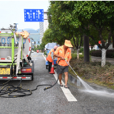 高温“烤”验下的坚守 张家界环卫人用汗水守护城市洁净