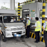 张家界高速开展节假日疏堵保畅应急演练 筑牢高速出行安全防线