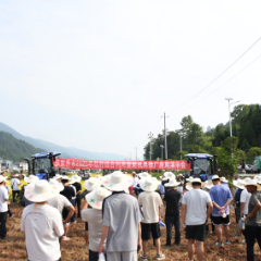 张家界市2025年秸秆综合利用暨新机具推广现场会在桑植召开
