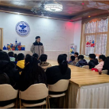 张家界：亲子普法进社区 禁放限放共守护