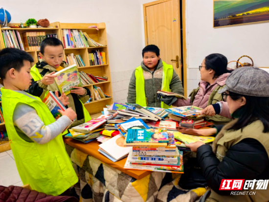 低碳无处不在！张家界手作换书香，科普+实践让绿色与知识双向循环