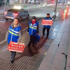 深夜巡查送温暖，张家界开展“温馨过冬·零点救助”行动