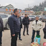 惠民财政 | 张家界市财政局赴驻村帮扶点开展“情暖新春 与爱同行”主题活动