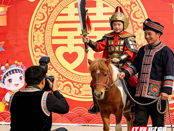 茶马雄风+非洲鼓韵+国际“财神爷”，黄龙洞2026年春节潮玩季即将开启