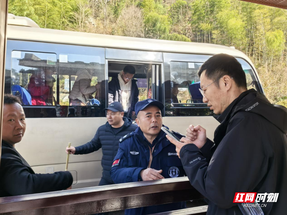 春节游张家界|运力拉满，暖心宠客——张家界环保客运全力护航新春出行