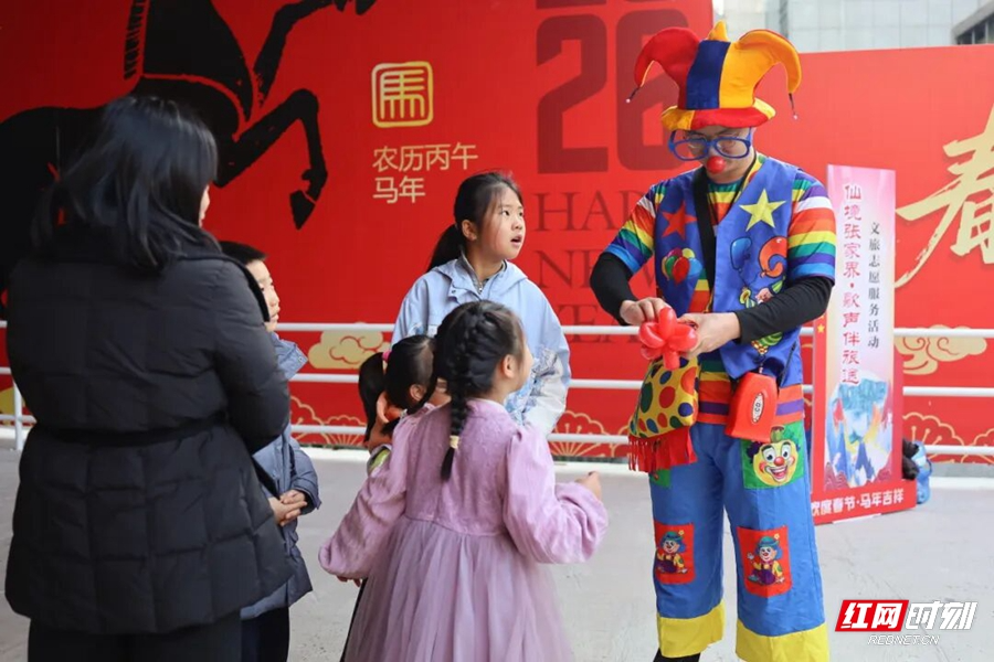 春节游张家界 | 从“开门红”到“持续红” 永定区文旅市场迎来节中高潮